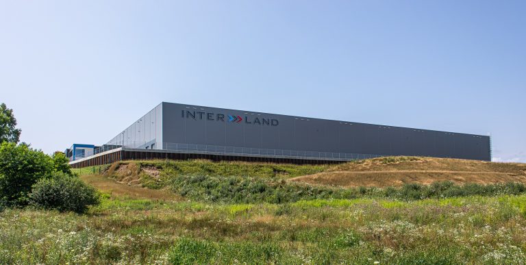 Centrum Logistyczne INTER LAND w Stawigudzie: kotłownia gazowa, instalacja grzejnikowa, instalacje wod-kan